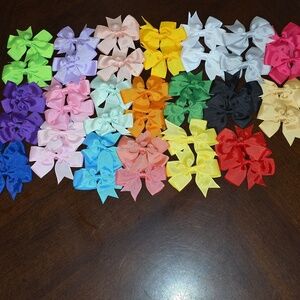 (J20) 40 Total, Colorful Hair Bow Clip Set for Kids